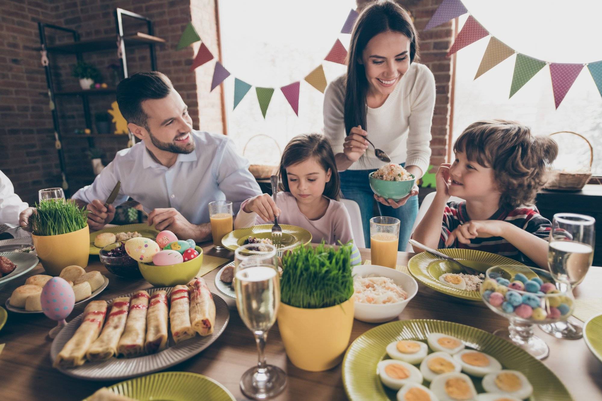 Enjoy Delicious Easter Brunch in Arlington at Ashbury Plaza
